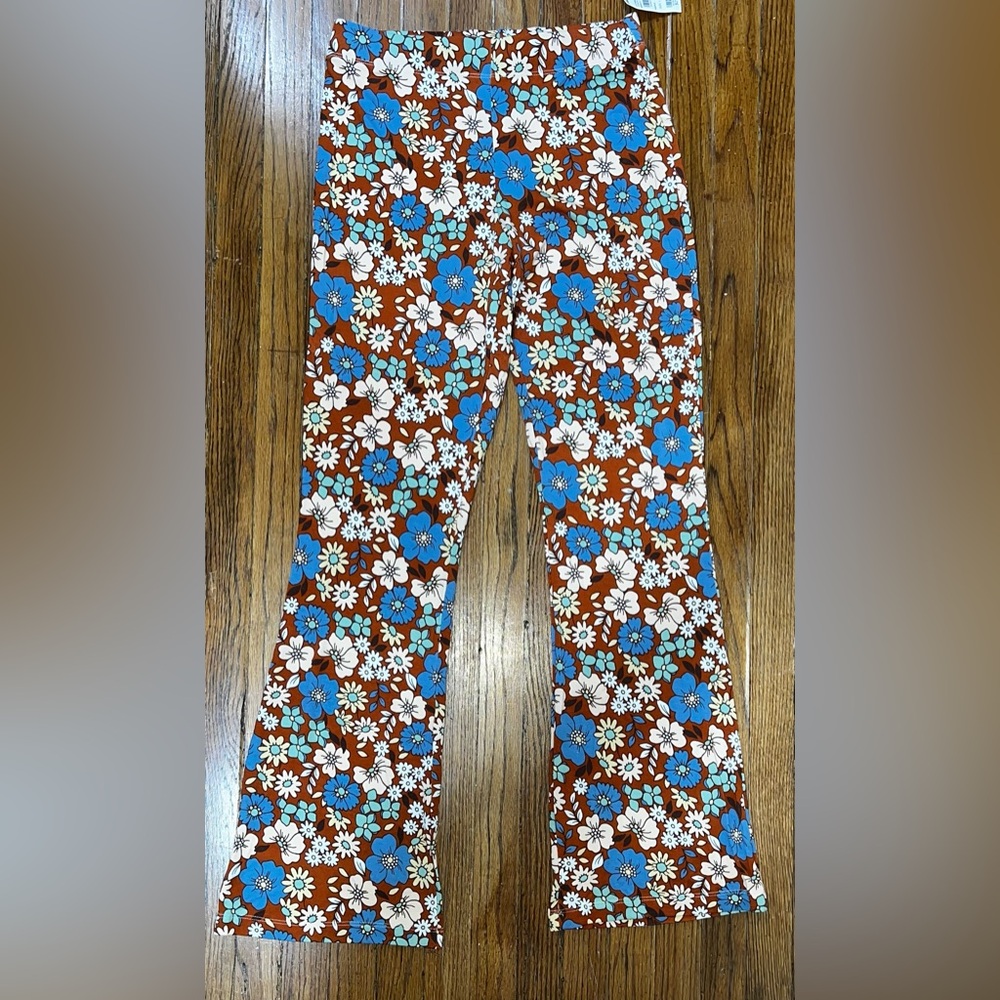 Brown floral retro slip on flare pants Full Tilt in Large (young woman)